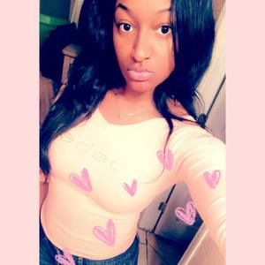 Meet your Posher, Rowanna